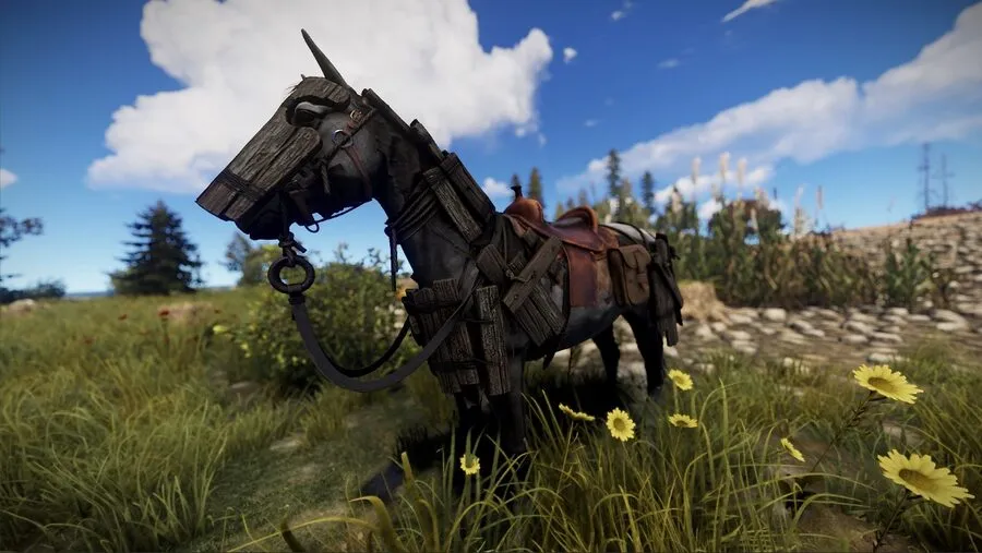 Игрок верхом на лошади в Rust — всадник в сёдле с полным снаряжением