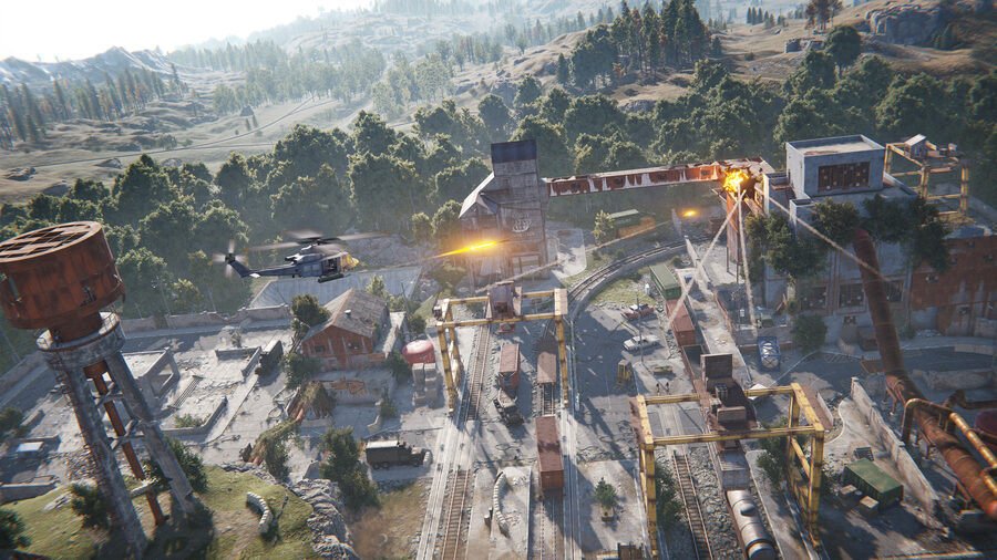 Патрульный вертолёт Rust в бою — миниганы и огонь по игрокам